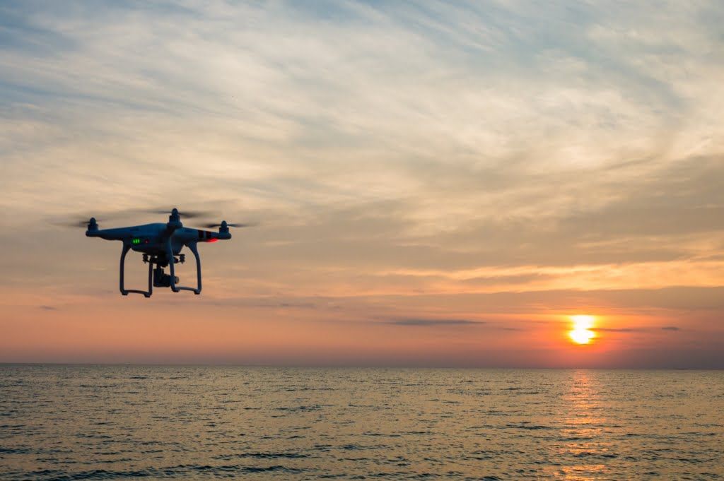 Euro Cup FPV Racing: Drone facing a sunset Euro Cup FPV Racing: Drone facing a sunset