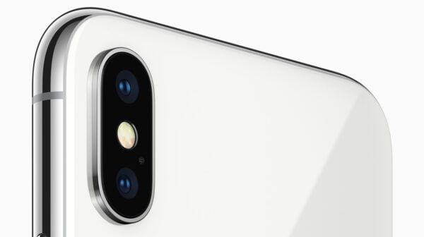 iPhone X front camera 