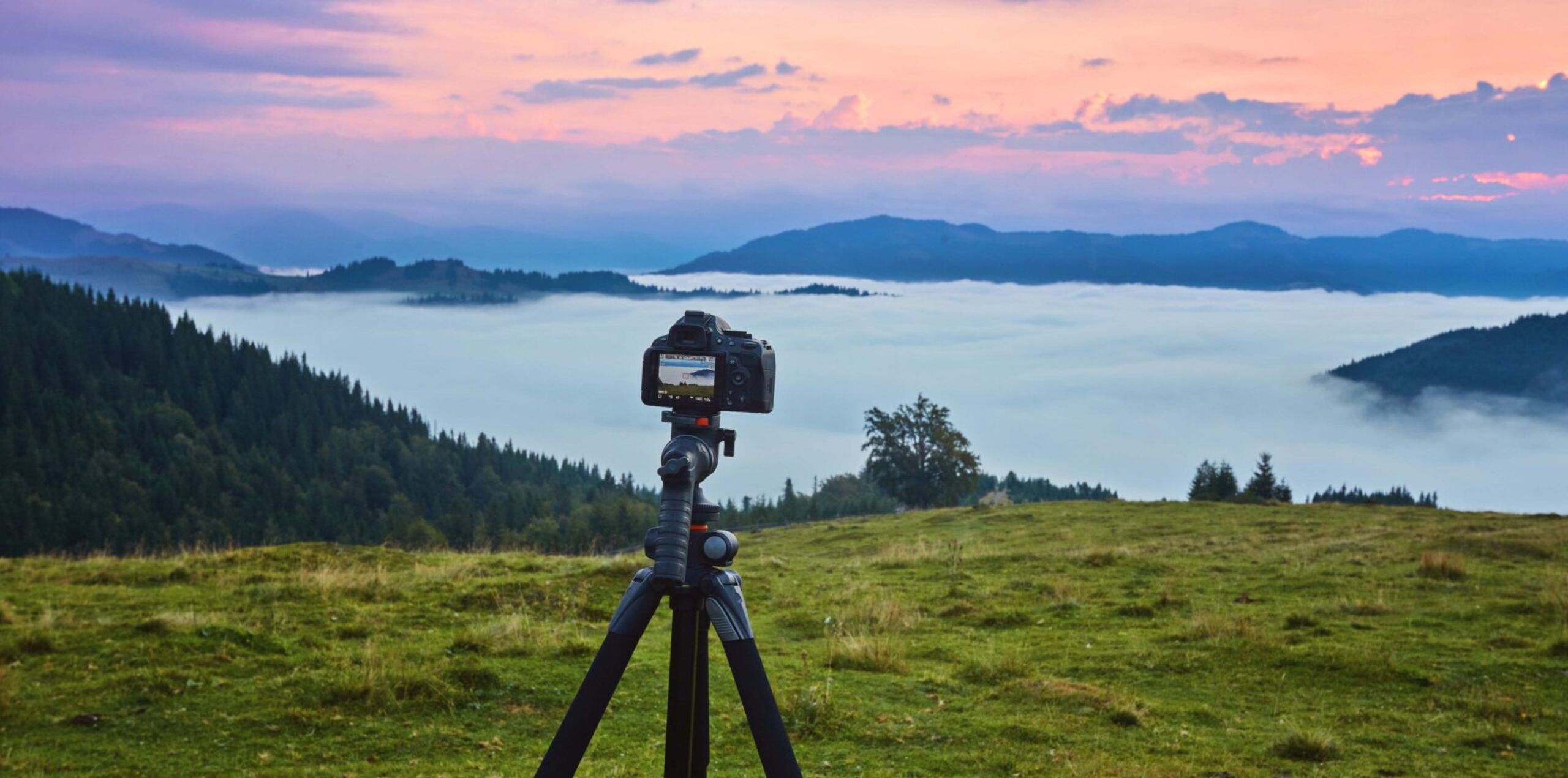 time-lapse dslr on tripod